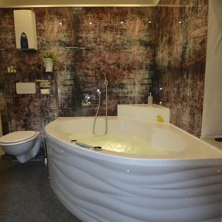 Villa Eifel Kate, Relaxen Mit Sauna Und Whirlpool Dahlem (Euskirchen)