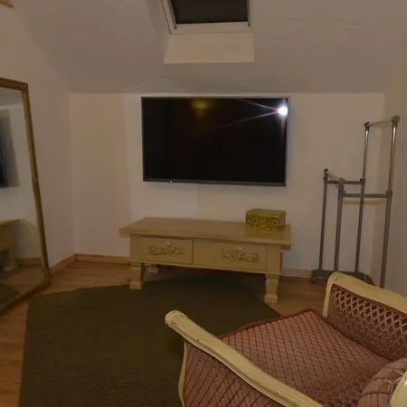 Eifel Kate, Relaxen Mit Sauna Und Whirlpool *
