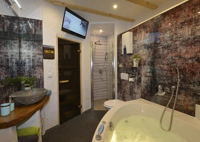 Eifel Kate, Relaxen Mit Sauna Und Whirlpool فيلة