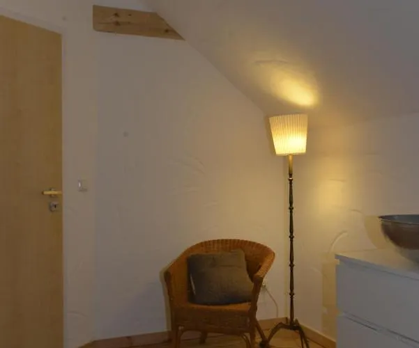 فيلة Eifel Kate, Relaxen Mit Sauna Und Whirlpool *